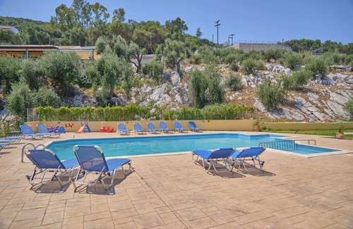 Apraos Apartment | Nikos Kalamaki Corfu Studio 3