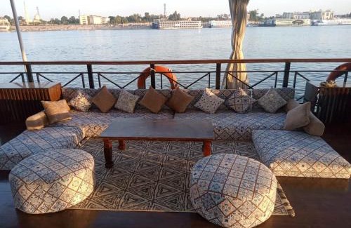 Al Karnak Boat Rental | Nile Dahabiya Sailing boat 3 nights Every Friday from Aswan to Luxor