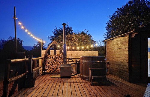 Christchurch Cabin | Nirvana is a charming converted train carriage nestled in Stoodleigh, Devon