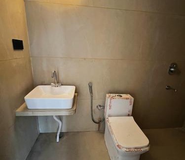 Mount Abu Villa | Nirvana Villa with Swimming Pool in Mount Abu