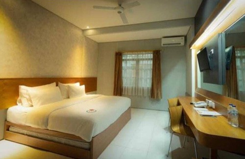 Megamendung Hotel | NITE & DAY MDC Gadog