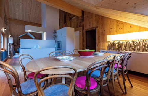 Champery Apartment | nMagnificent penthouse for rent 190m² with 9 beds, tree-lined terrace of 25M2
