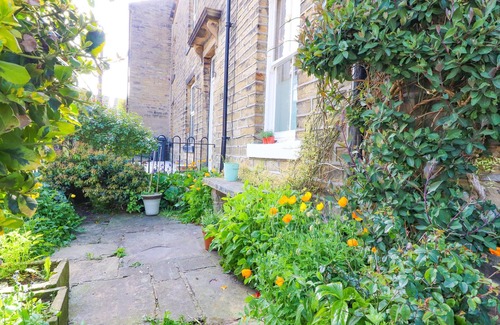 Haworth Cottage | NO 19, HAWORTH, with a garden in Haworth