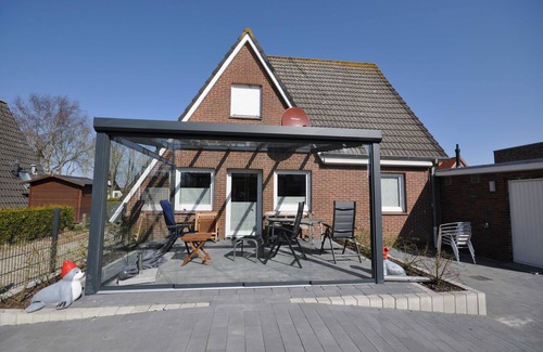 Harlesiel House | No. 31 - Cottage At the marina