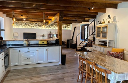 Carmenes Cottage | No es una Casa Rural Cualquiera. Es un Pequeño Paraíso y te lo Estás Perdiendo