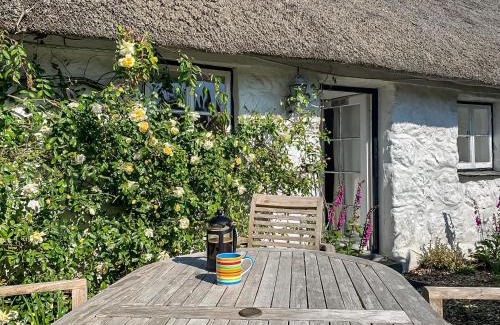 Sennen House | No Place