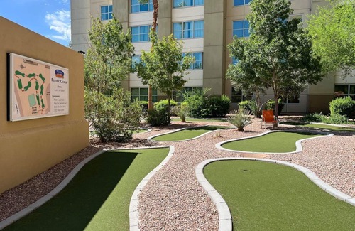 Enterprise Condo | No Resort Fees. Adjacent casino with restaurants/movie theater/bowling alley.