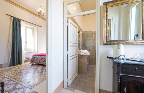 Erice Bed & Breakfast | Noble palace with a sky view in the mountains, near the historic center of Erice