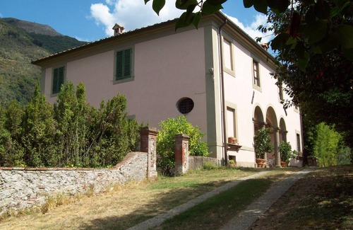 Nocchi Villa | Noble villa for 16 people, with park and pool in Tuscany