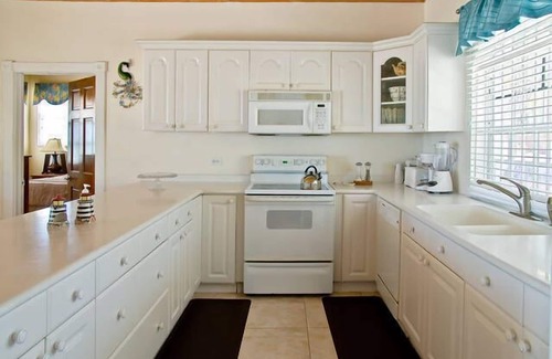 Nassau Villa | nOCEANFRONT HAVEN-35 Steps Into SEA! Private POOL,BEACH 10min Walk. 10%week-off!