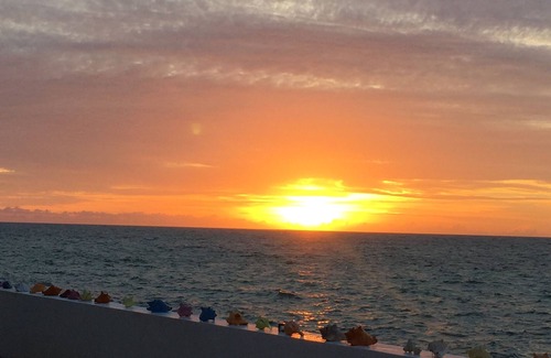 Nassau Villa | nOCEANFRONT HAVEN-35 Steps Into SEA! Private POOL,BEACH 10min Walk. 10%week-off!