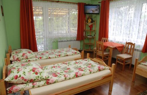 Zarki House | Noclegi nad Leśniówką