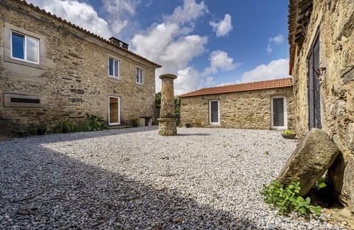 Santa Maria da Feira Villa | Nomad's Family - 4BDR Country House Macieira