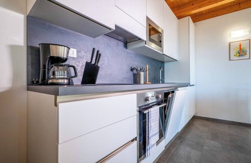 Vercana Apartment | Nonna Delfina Terrazzo holiday flat on Lake Como