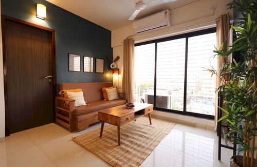 Vile Parle West Apartment | Nook&Co - Vile Parle 6