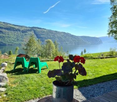 Stryn House | Nordfjordcabins Utvik