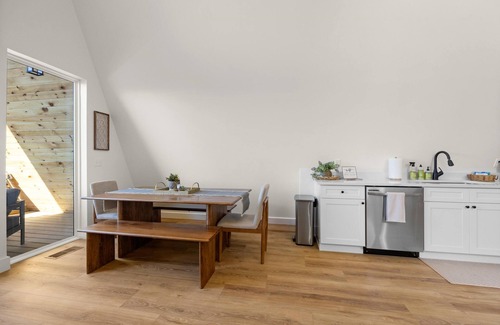 Chattanooga Valley Cabin | Nordic Nest | A-frame Cabin | Bluff Views!