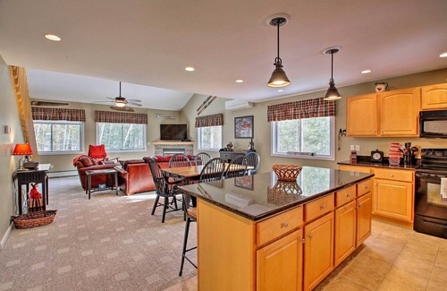 North Conway House | North Conway Retreat - 1 Mi to Cranmore Mountain!