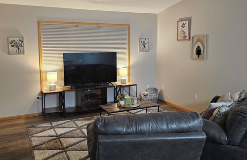 Dickinson Apartment | North Dakota Home