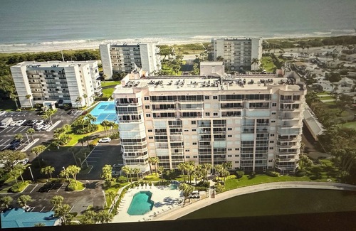 Fort Pierce Shores Condo | North Hutchinson Island - Cozy condo steps away from natural beach - great views