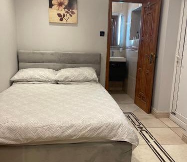 Southgate Apartment | North London Studio Apartment
