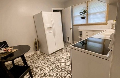 Hutchinson Condo | North Main Manor - Walking Distance to the Fair