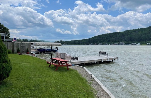 Cuba Cottage | North Shore Cuba Lake Cottage