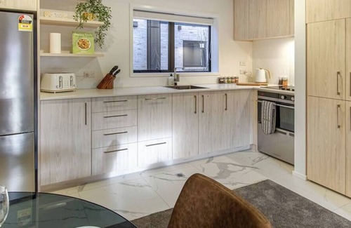 Papanui House | Northlands Escape - 2 Bed 1 Bath
