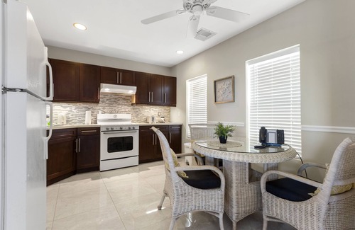 Wheeland Settlement Apartment | Northwest Point Resort