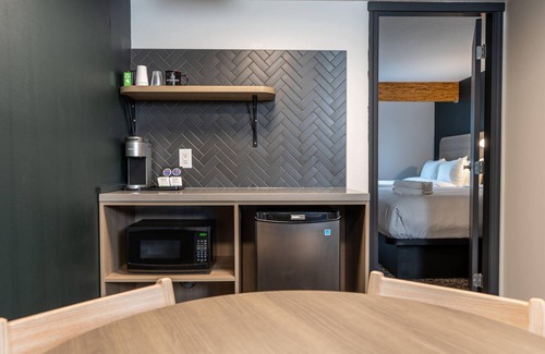 Revelstoke Hotel | Northwinds Hotel Revelstoke