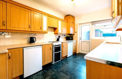 Stockton-on-Tees House | Norton Village View Workstays UK Video Tour Available