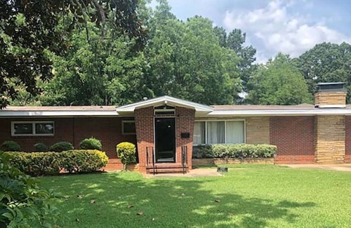 Columbus House | Nostalgia with all the Modern Comforts