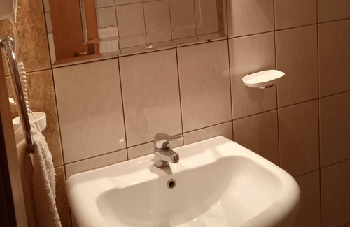 Olymbiaki Akti House | NOSTOS