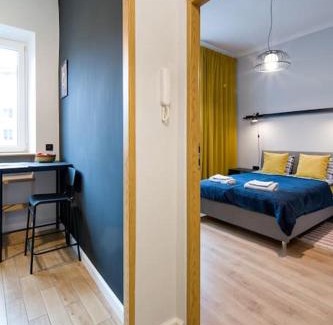 Nowa Huta Apartment | Nowa Huta Super Star
