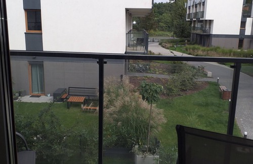 Krzyki Apartment | Nowoczesne mieszkanie nad rzeką we Wrocławiu-wynajem na krótko i długo + parking