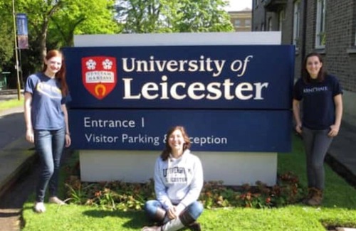 Leicester City Centre Apartment | NR GRAND HOTEL-MASTER BEDROOM WITH A CITY VIEW