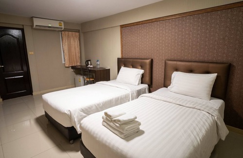 Lat Krabang Hotel | NRC Residence Suvarnabhumi