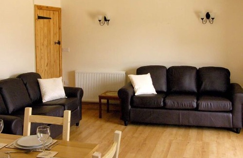 Matlock Cottage | NUFFIES COTTAGE, family friendly, with a garden in Winster