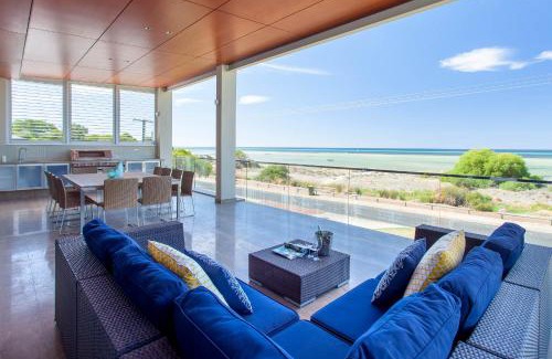 Dunsborough House | Number 10 I Private Properties