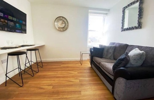 Douglas Promenade Apartment | Number 6, 8 Clifton Terrace