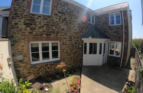 St. Agnes House | Number Six