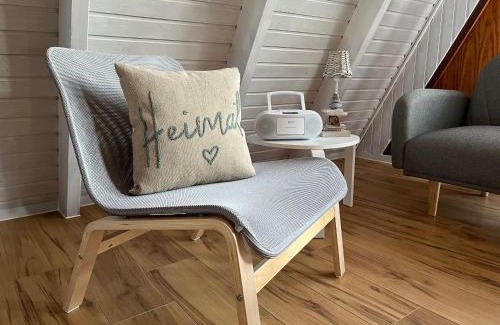 Carolinensiel House | Nurdachhäuschen Blaue Nordseewelle