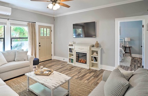 Ukiah Cottage | NY-Downtown Ukiah Cottage, 5 Mi to Lake Mendocino