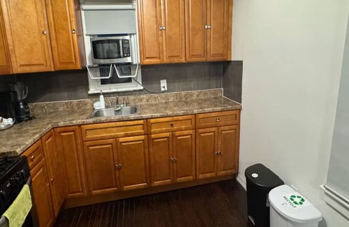 Passaic House | NYC Gateway: Cozy Family Home