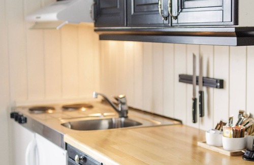 Kabelvag Hotel | Nyvågar Rorbuhotell - by Classic Norway Hotels