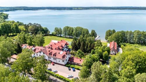 Jakunowko Resort | Ośrodek Wczasowy Helena