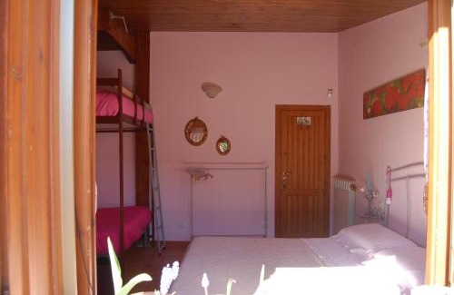 Pozzuoli Bed & Breakfast | 'O Chalet