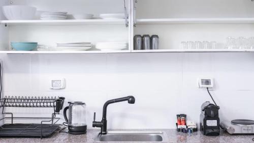 Rishon LeTsiyon Apartment | O&O Group - The SeaGate Estate suites - Suite 1