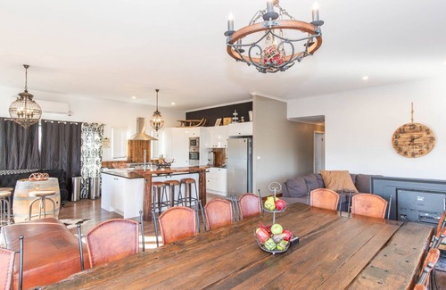 Jindabyne House | Oak & Barrell - 7 Twynam Street