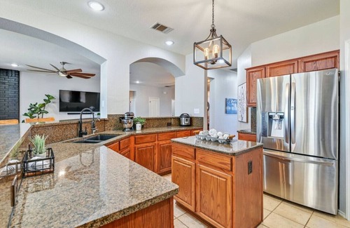 Liberty Hill House | 'Oak Hollow'- 40 Acre Country Escape w/Pool, Sauna, Pet-Friendly!